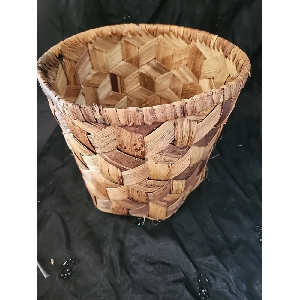 Vintage Banana Leaf Basket Hand Woven 9